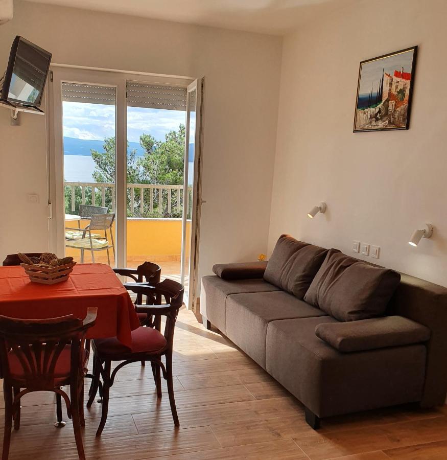 Apartmani Babic Dugi Rat Eksteriør billede
